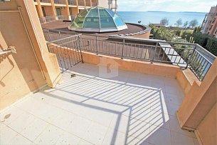 Трёхкомнатная квартира с видом на море в Гранд Отеле фото 17