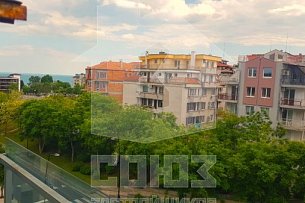 Двухкомнатный апартамент с видом на море в Бельведере фото