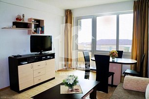 Трехкомнатный апартамент с видом на море с мебелью в комплексе Си Вью фото 4