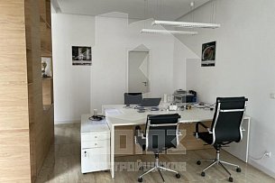 Помещение под офис или трехкомнатный апартамент в Айвазовский парк, с мебелью фото