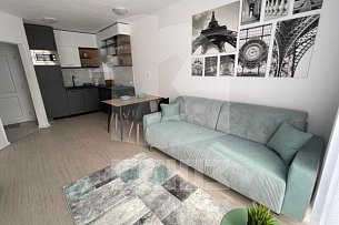 Двухкомнатный люкс апартамент в 100м от пляжа фото