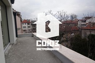 Апартамент с 2 спальнями в центре Бургаса фото 6