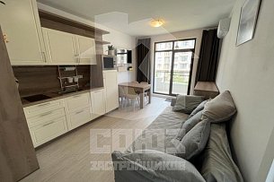 Двухкомнатный апартамент в комплексе "Айвазовский парк" фото